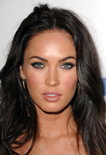 Megan Fox is gorgeous… one of the sexiest women in the world… in my opinion.